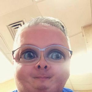 Meet your Posher, Robert